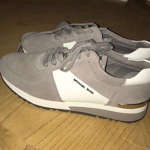 Michael Kors Allie Sneakers sz 9.5 never worn